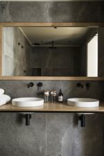 Salle de bain des chambres Deluxe