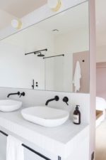 salle de bain de la chambre privilège, maison aribert
